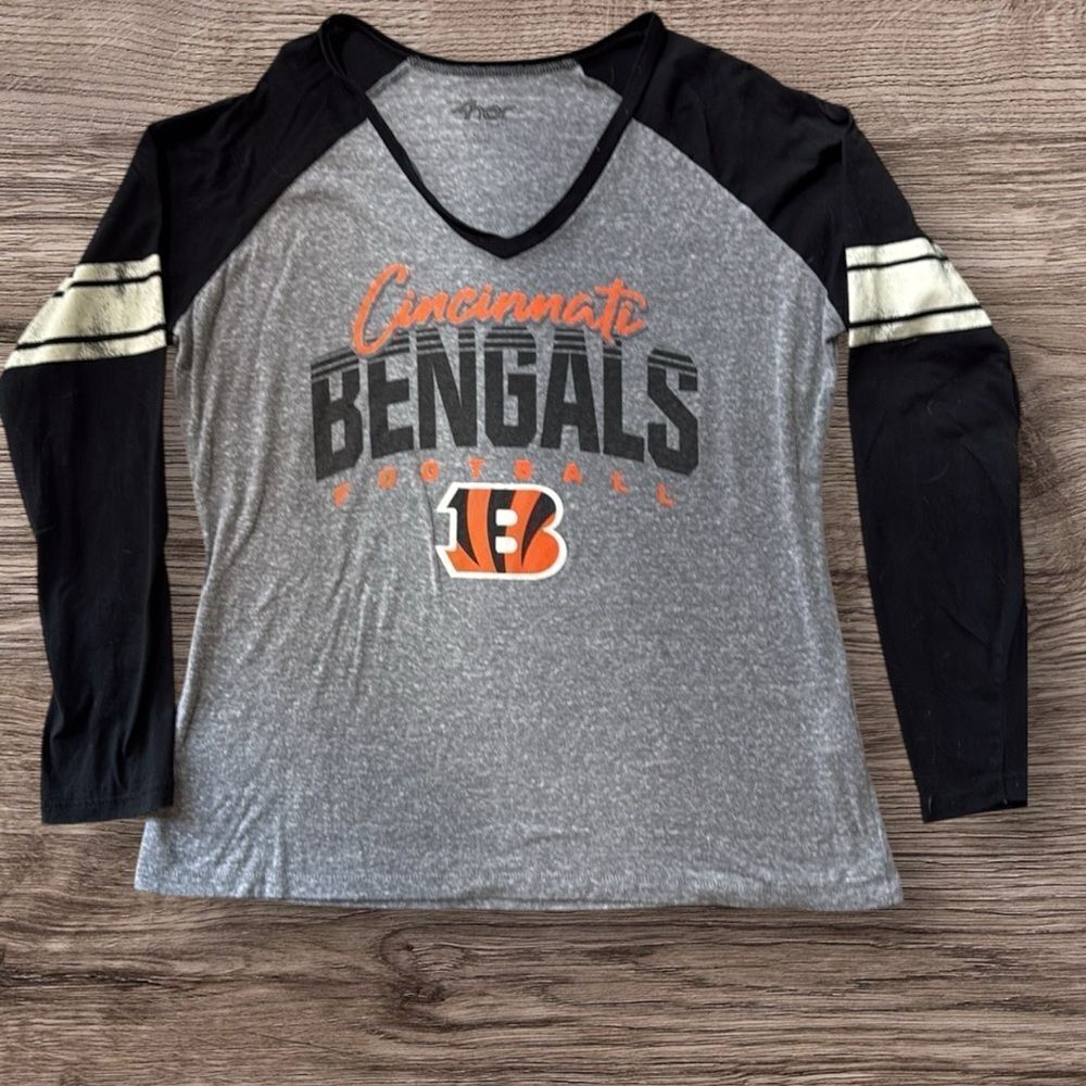 Cincinnati Bengals Women’s Long Sleeve Shirt!